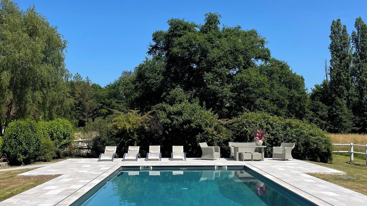 Combreux House | Cozy House with Shared Pool & Tennis Court – Near Chateaux de la Loire