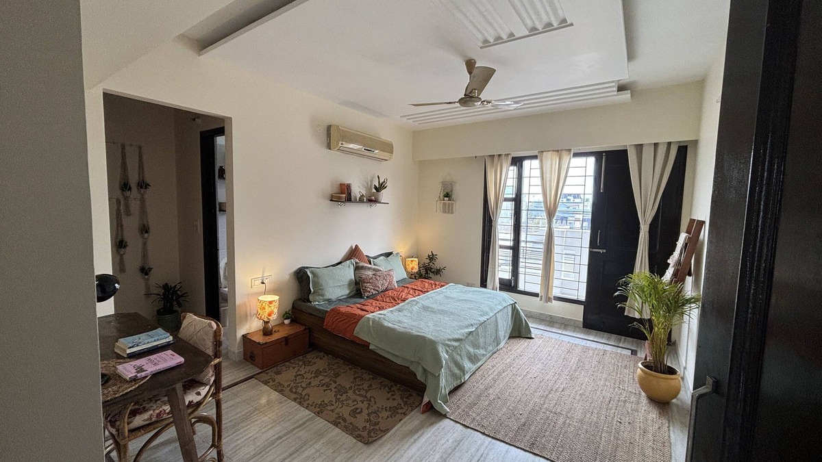 Mohali House | Cozy Boho retreat w/living room, terrace, balcony and private entrace.