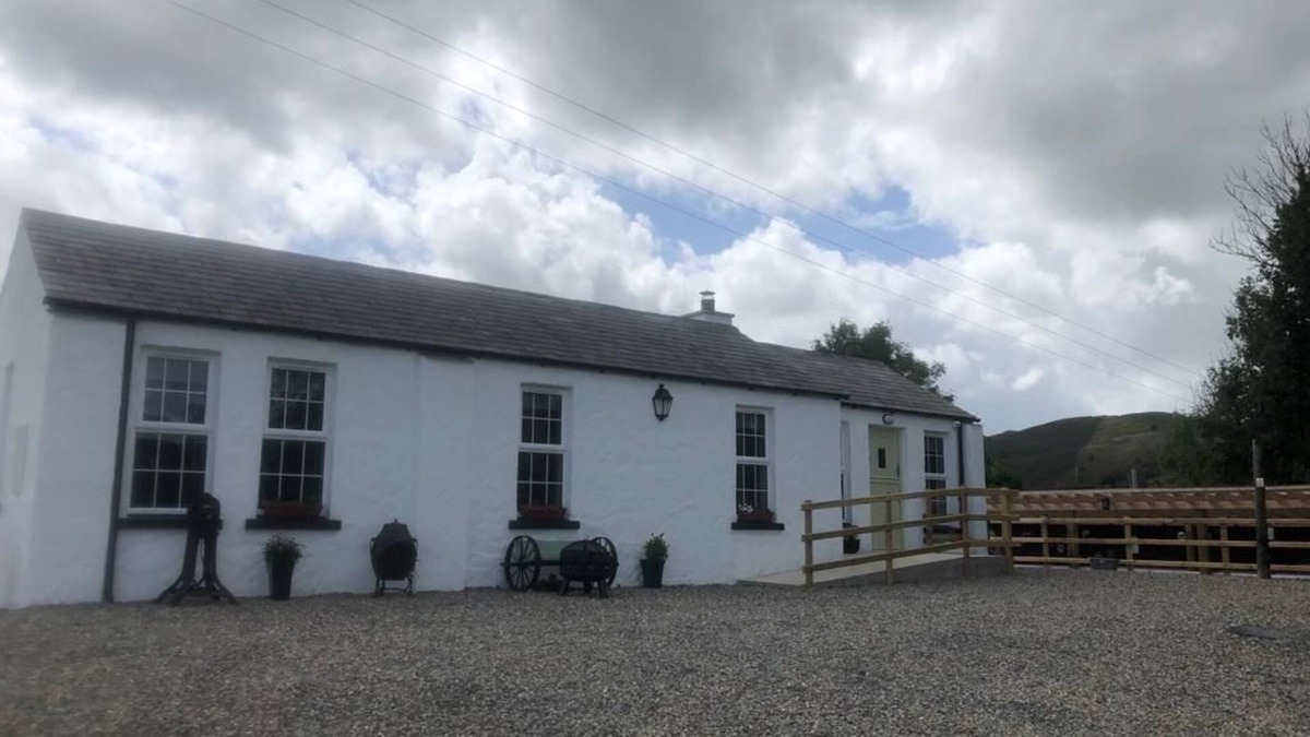 Newry Cottage | Cozy Irish Cottage situated in the heart of Slieve Gullion w/hot tub & fire pit.
