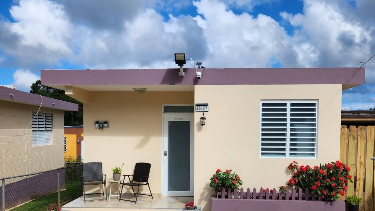 Cocos House | Cozy Island Home