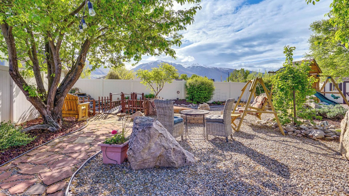 Kaysville Apartment | Cozy Kaysville Vacation Rental w/Mountain Views!