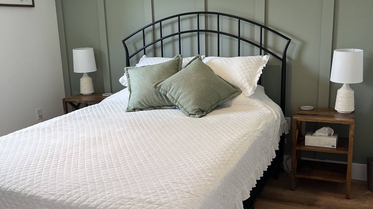 Vernon Bridge Apartment | Cozy Kinross Suite located just 20 minutes from the Wood Islands Ferry Terminal