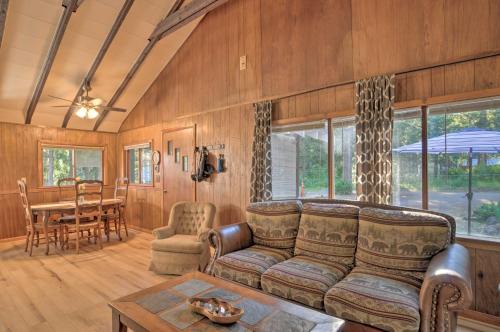 Klamath Lake House | Cozy Klamath Falls Home Near Fishing and Parks!