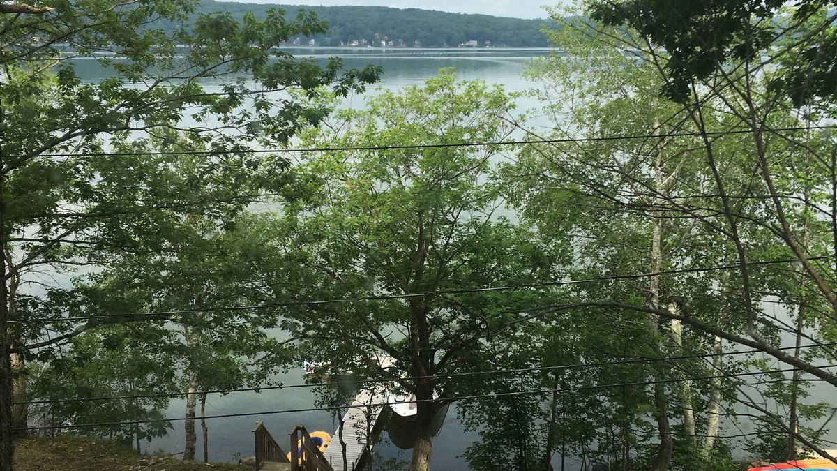 Sabattus Cottage | Cozy lake house on Sabattus Pond 2 bed 1 Bath
