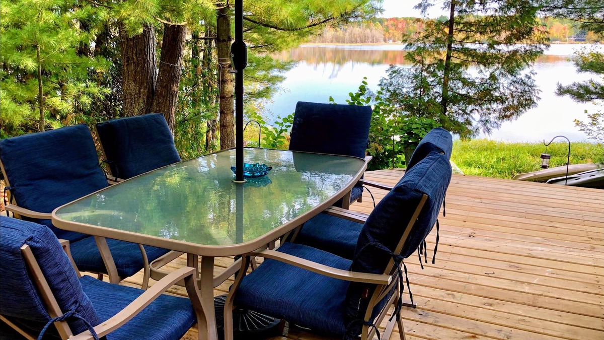 Interlochen Cabin | Cozy Lakefront Cabin Near Interlochen