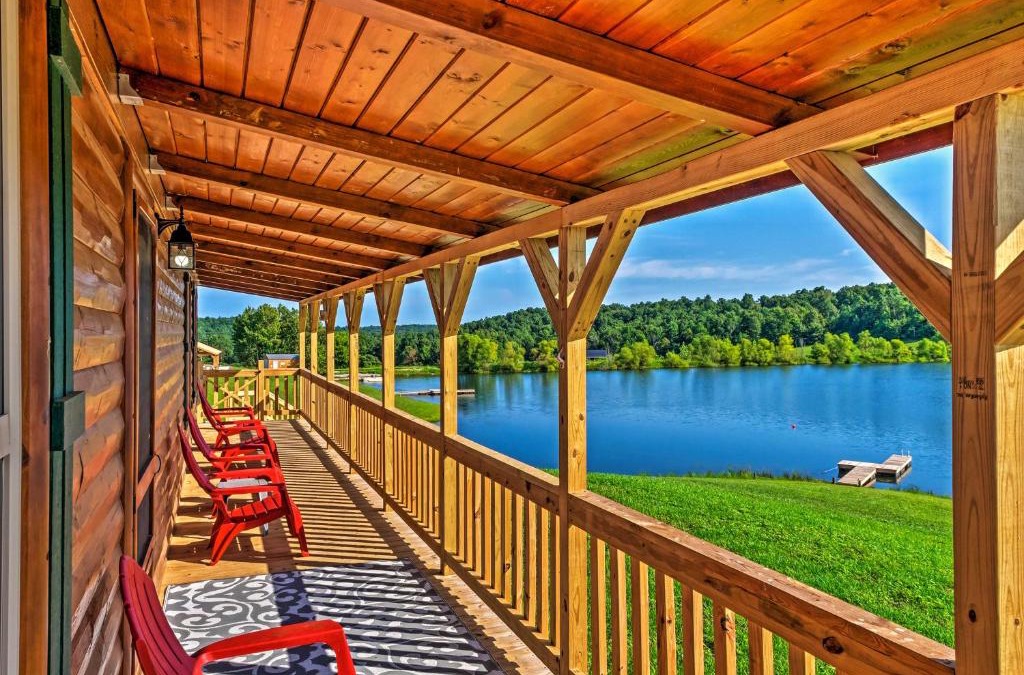 Cub Run House | Cozy Lakefront Cabin with On-Site Waterfall and Hiking