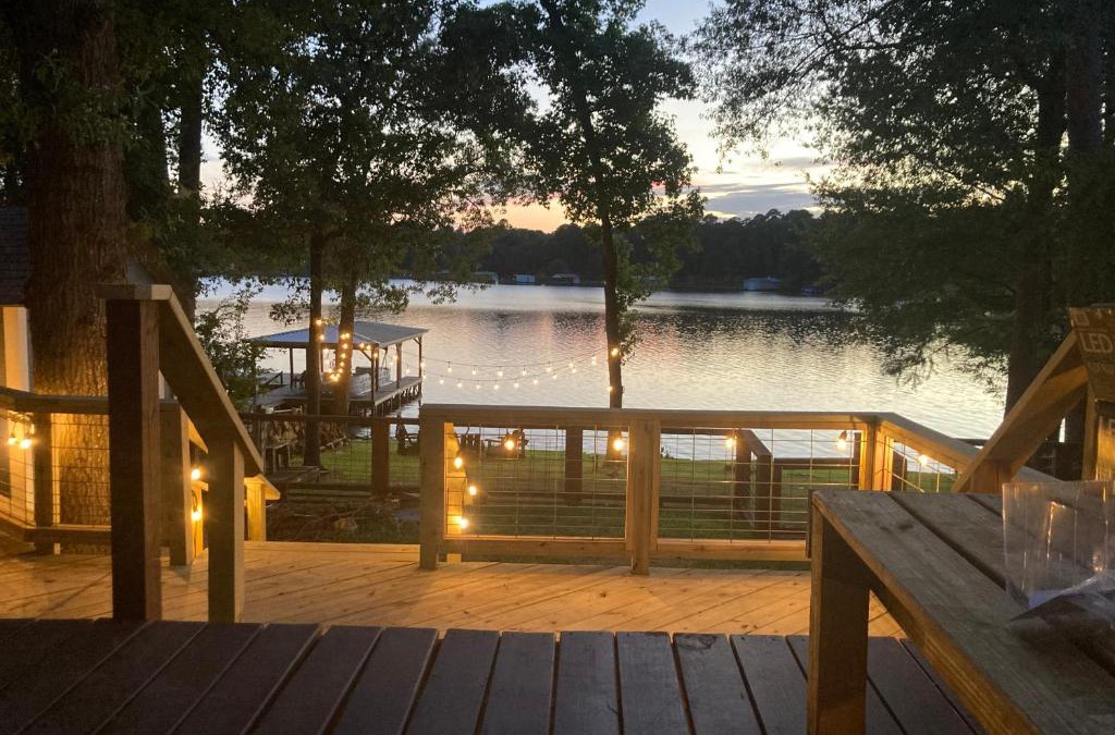 Mineola House | Cozy Lakehouse