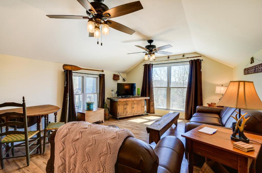 Sharon Grove Apartment | Cozy Lewisburg Getaway with Deck and Lake Access!
