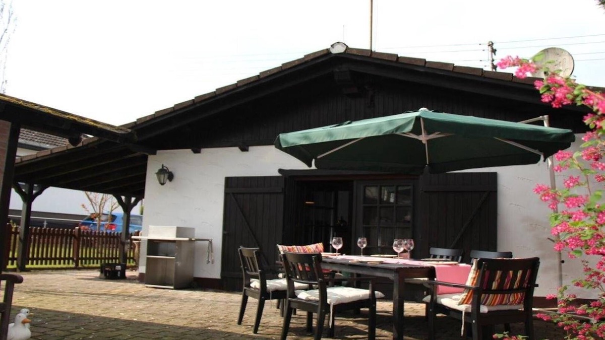 Hoffeld House | Cozy little house in the beautiful Eifel near the Nürburgring, Adenau