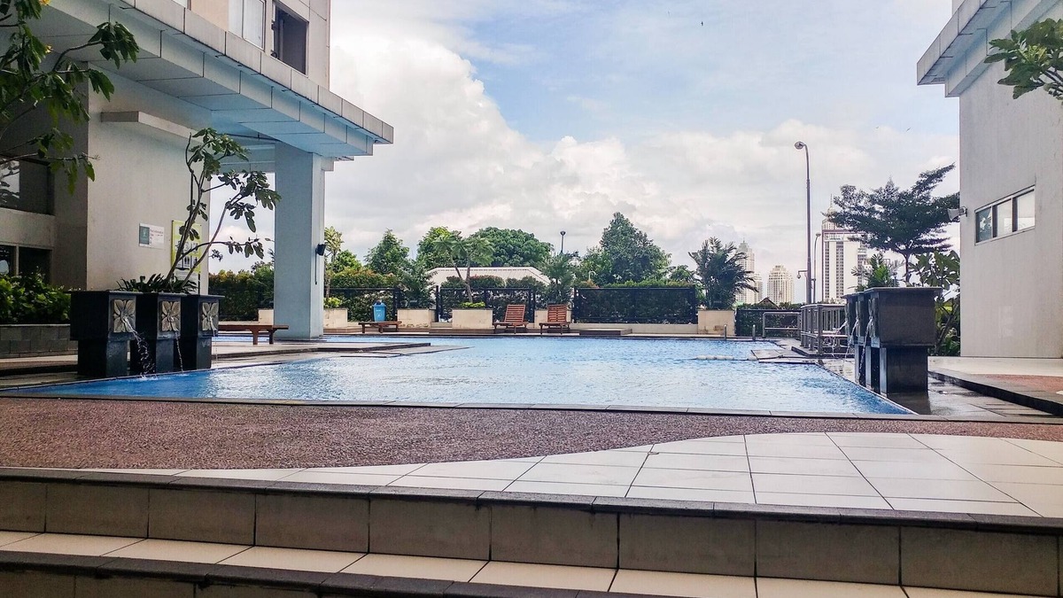 Cipulir Apartment | Cozy Living Studio At Pakubuwono Terrace Apartment