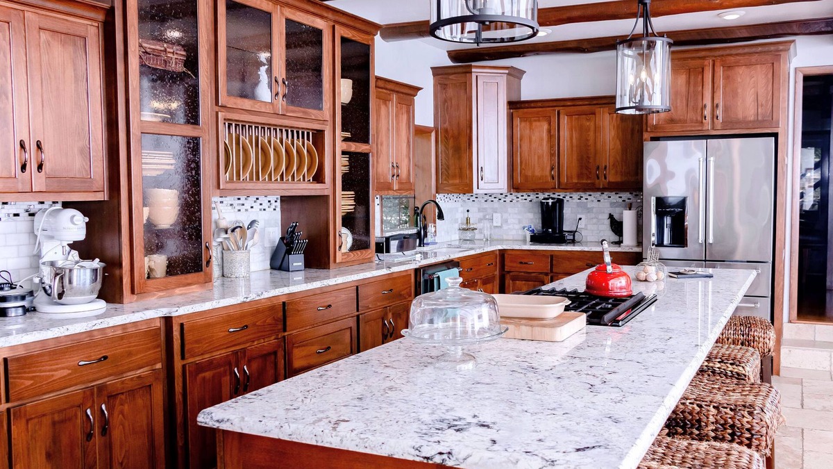 Hulbert House | Cozy Lodge on Fort Gibson Lake. Pet-Friendly!