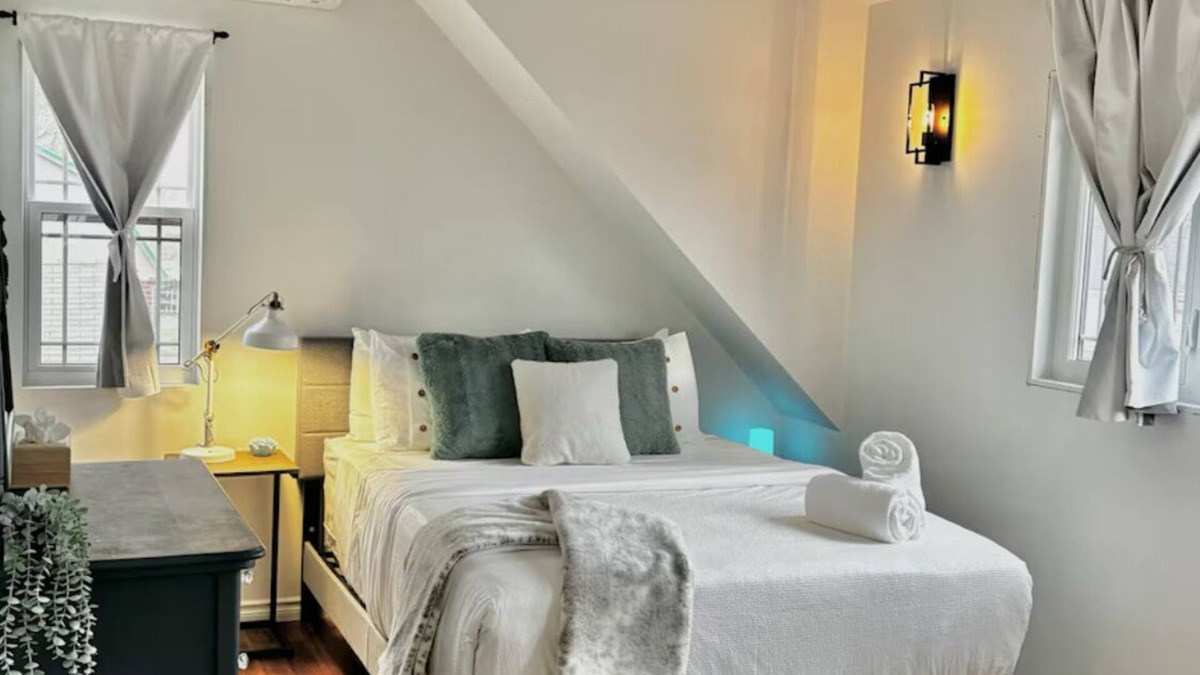 Port Colborne Apartment | Cozy Loft Port