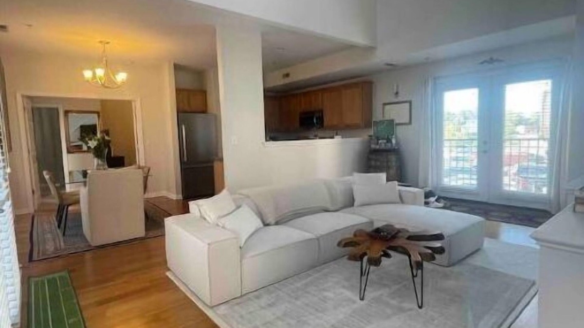 Prospect House | Cozy Loft with Ample Sunlight