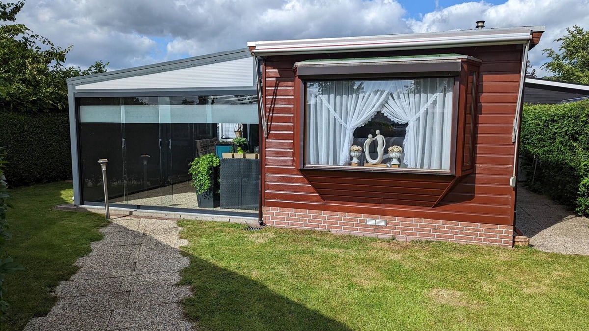 Lathum House | Cozy mobile home for the whole family in Holland by the lake