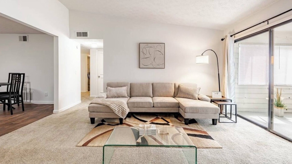 Dunwoody Apartment | Cozy Modern 2Bed 2Bath Getaway in Atlanta Free Parking & Coffee Station