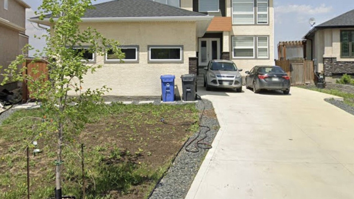 Fort Gary House | Cozy Modern and Lavish 1 Bedroom Basement Suite