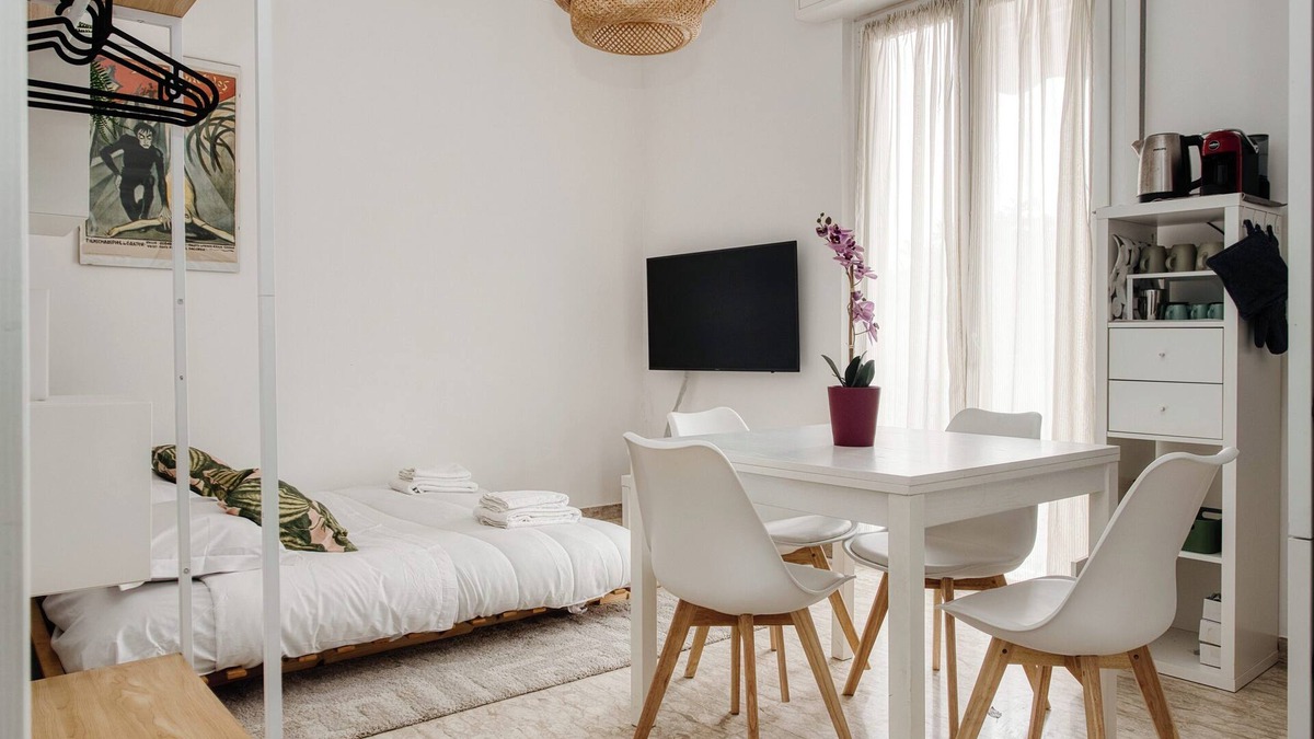 Precotto Apartment | Cozy Modern Apartment – Near Metro, WiFi+AC