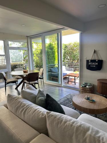 San Clemente Apartment | Cozy Modern Beach Bungalow! Steps to the Beach!