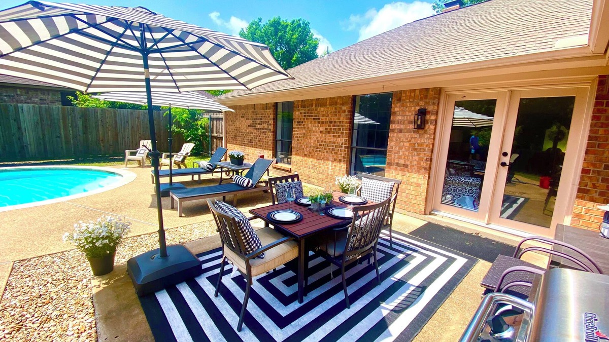 Wylie House | Cozy Modern Farmhouse with pool! Close to downtown Wylie!