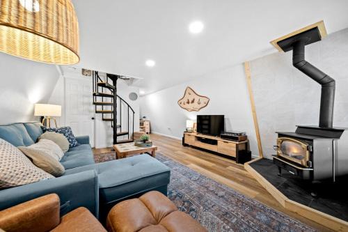Overgaard House | Cozy Modern Remodeled A-Frame with Grills & Deck