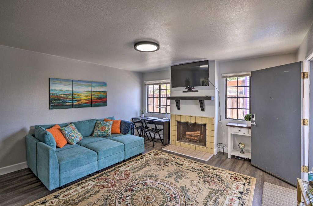 Downtown Monterey Apartment | Cozy Monterey Apartment - Walk to Wharf and Dtwn!