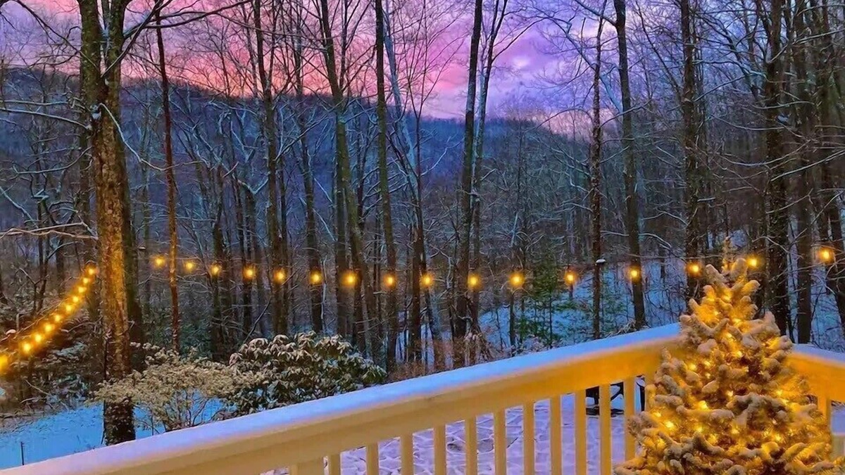 Swannanoa Cabin | Cozy Mountain Getaway Close To Asheville