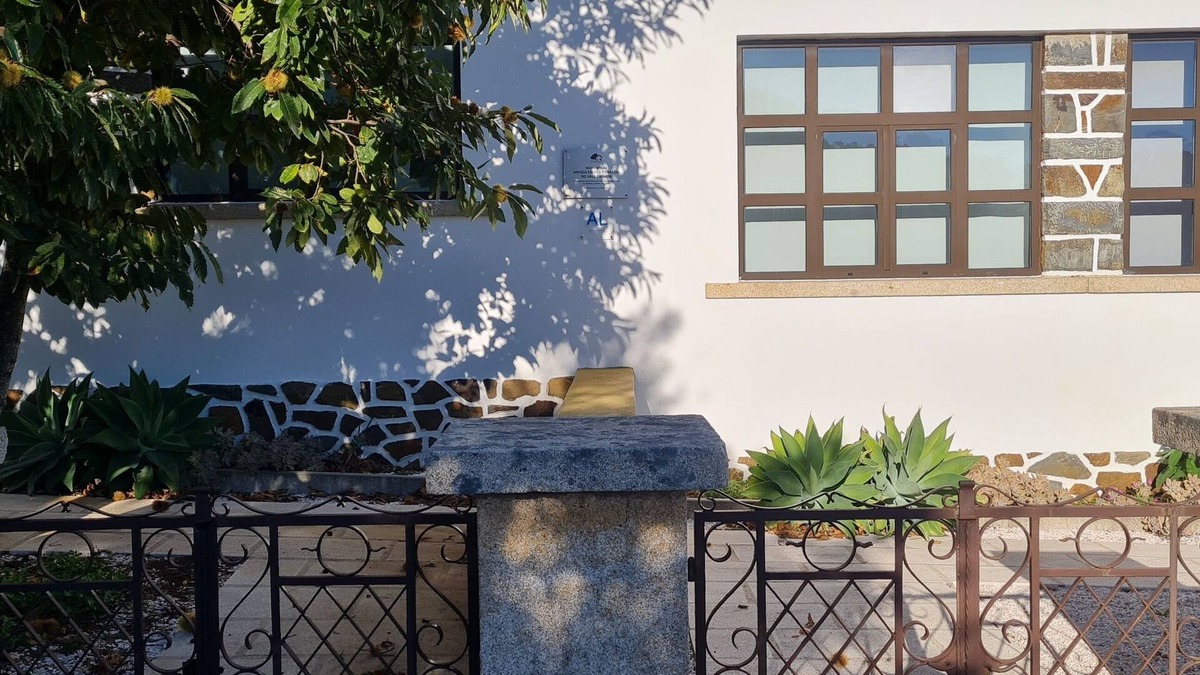 Proenca-a-Nova House | Cozy mountain house for couples or families - we're pet-friendly!