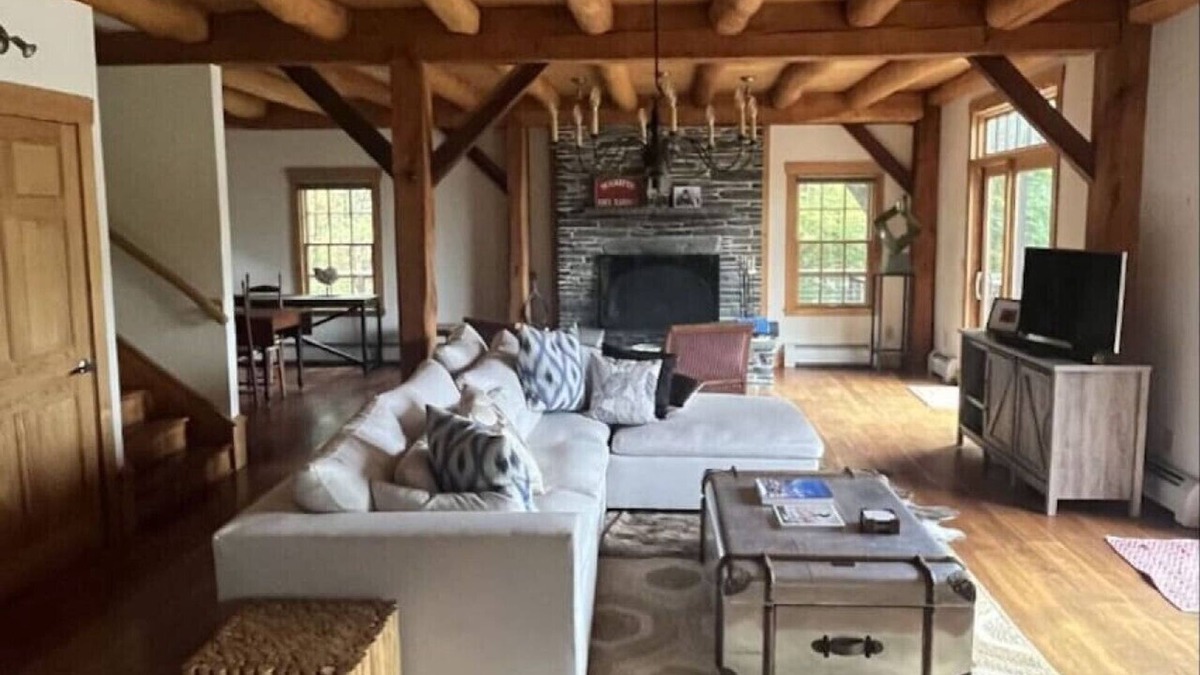 Charlemont House | Cozy Mountain Home Vacation Getaway!