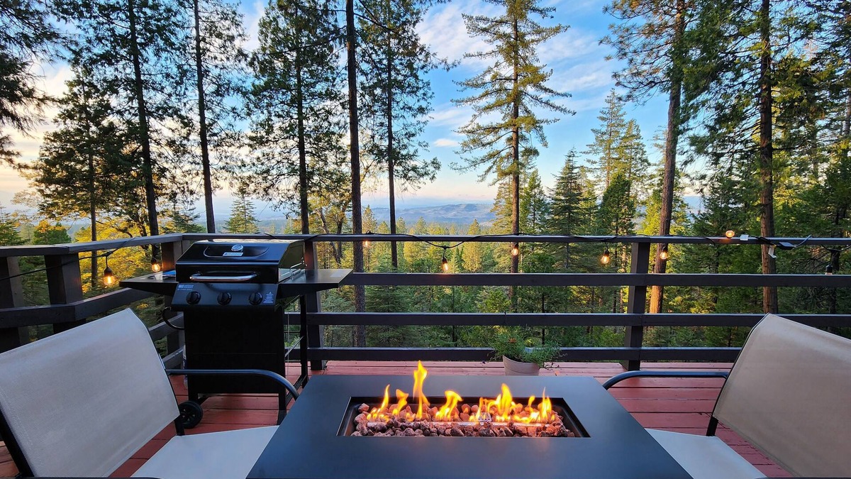 Shingletown Cabin | Cozy Mountain View Cabin on a private road near Lassen Park and Burney Falls.