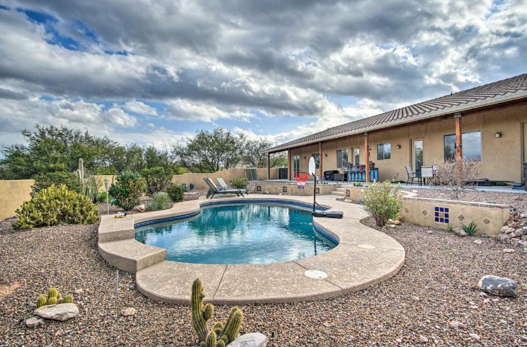 JD Ranch House | Cozy Mtn-View Vail Home with Heated Pool!