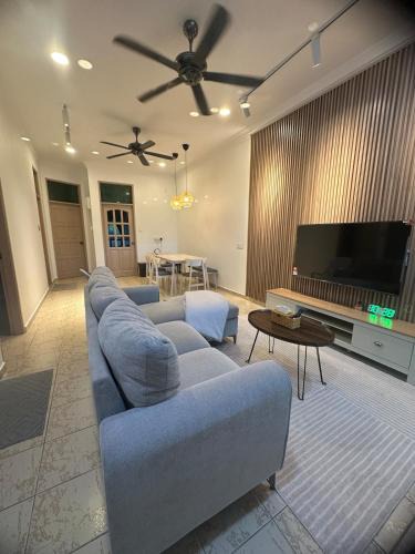 Labuan House | Cozy Muji Concept Home