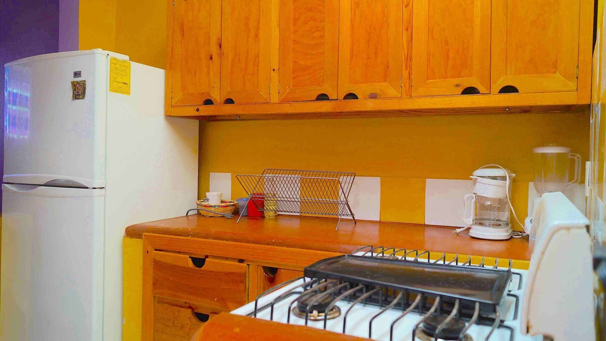 De Guadalupe House | Cozy Bungalow Close to Downtown & Pedestrian st