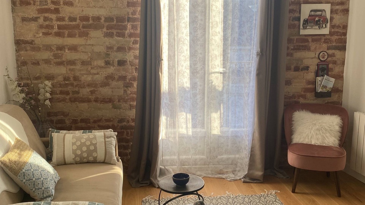 Trouville-sur-Mer Apartment | Cozy n'est near train station and beach