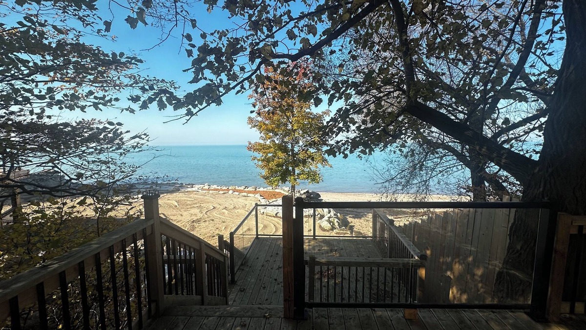 Wyoming House | Cozy new RV steps from beautiful Lake Huron