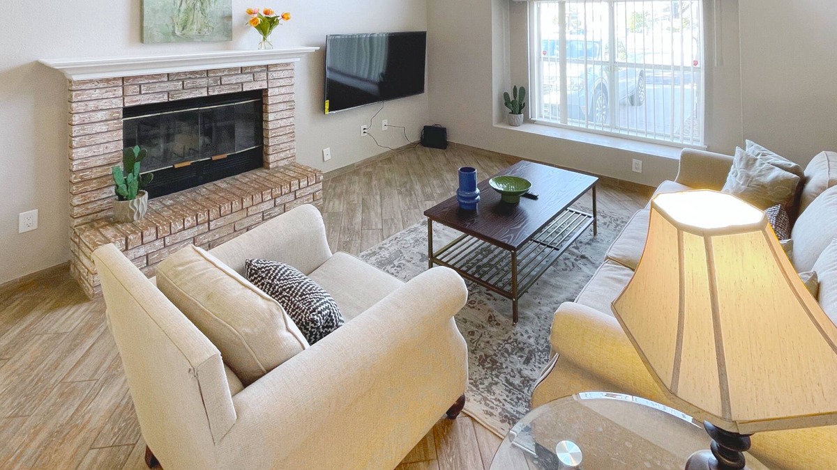 Taylor Ranch House | Cozy newly remodeled CasitaNM 3 bedroom 2 bath