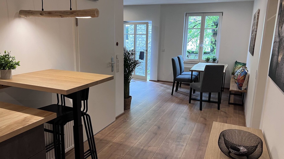 Markdorf Apartment | Cozy, newly renovated old building apartment right in the center