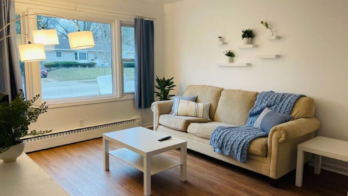 Monona Apartment | Cozy Newly Renovated Unit 15 Minutes From Downtown
