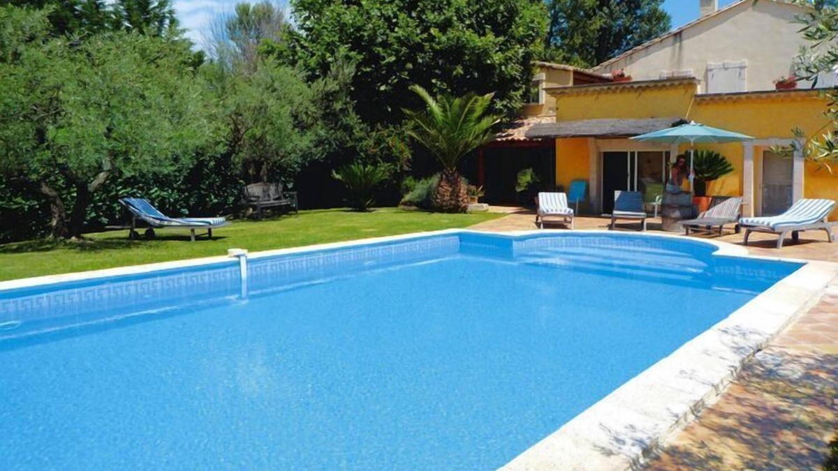 Noves House | Cozy Noves Home with Pool Access
