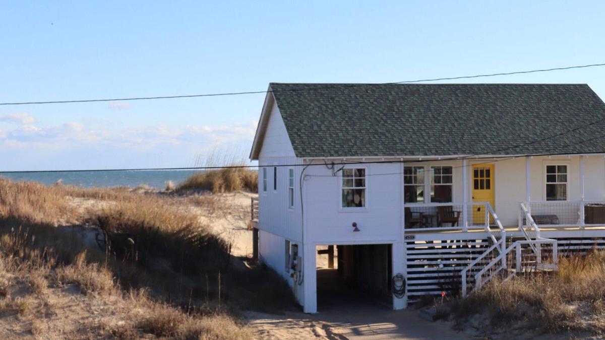 Sea Retreat House | Cozy Oceanfront Cottage with Lovely Ocean Views!