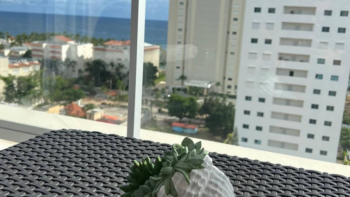 Villas Del Mar Apartment | Cozy Oceanview+Pool+Gym+Airport 20 minutes Apartment