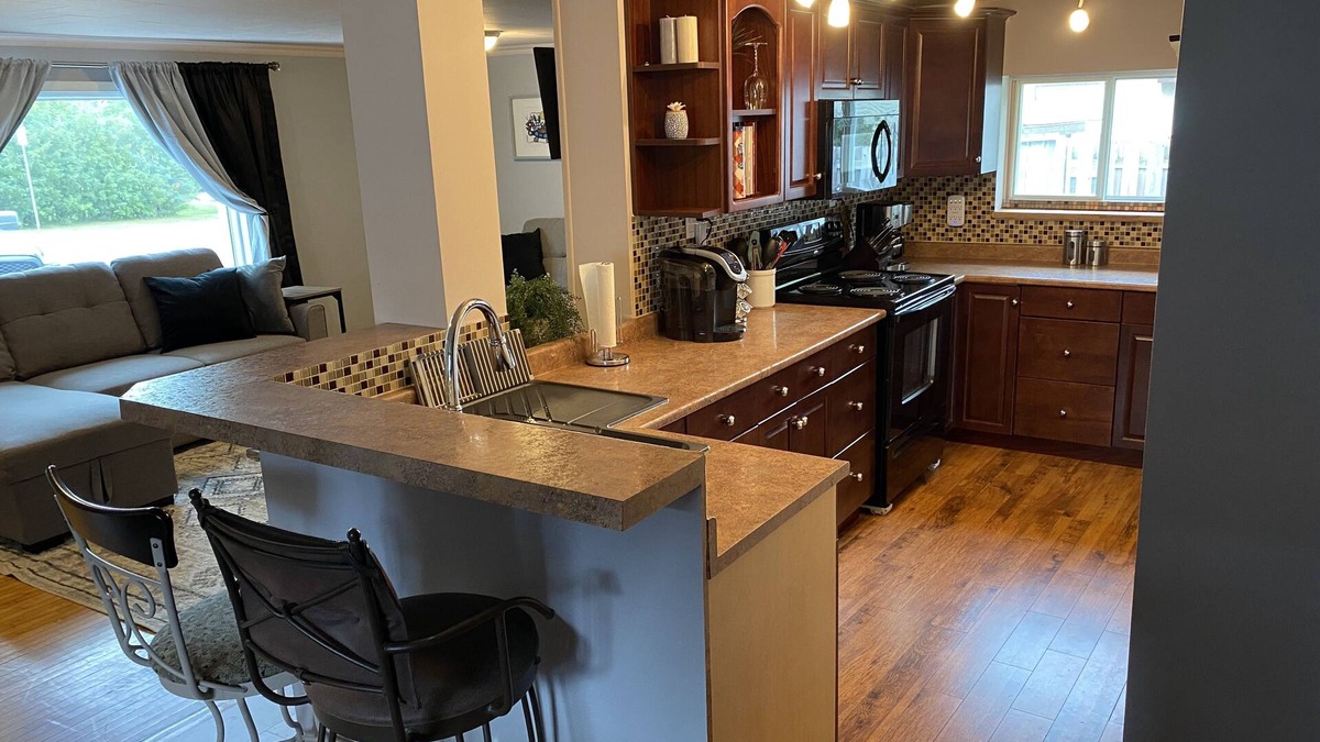 Thunder Bay House | Cozy one bedroom home