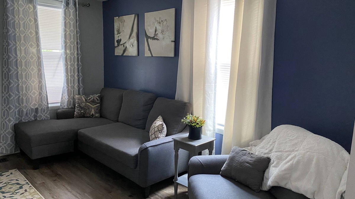 Adrian House | Cozy One Bedroom House
