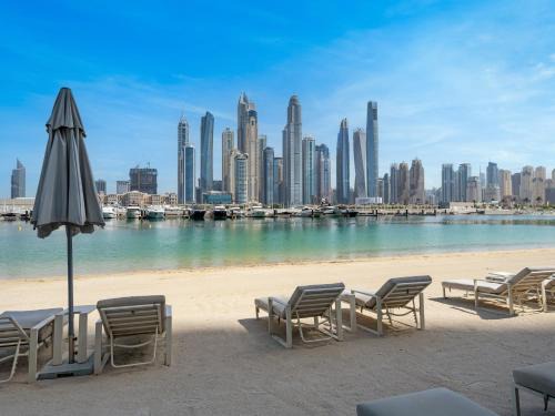 Dubai Marina Apartment | Cozy One Bedroom on the Beach in Dubai Harbour - Prestige Retreats