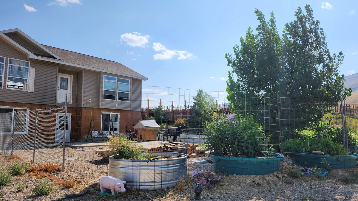 Sweeney Ranch Apartment | Cozy, peaceful 2-bedroom duplex on an active, off-grid homestead in Rock Springs