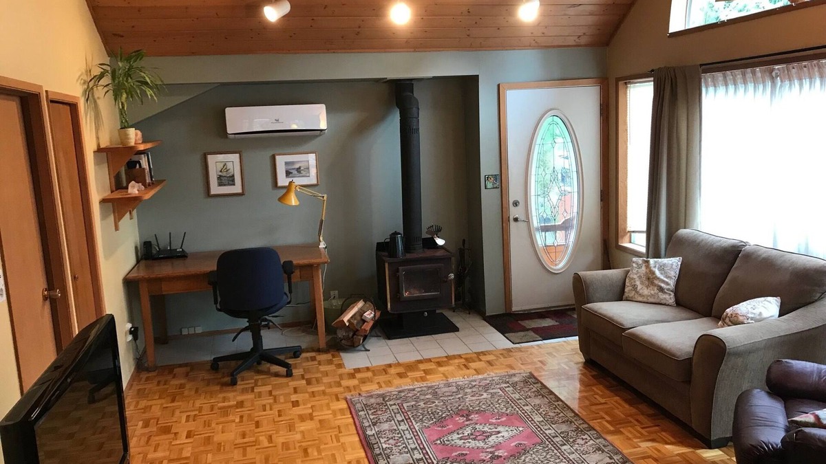 Pender Island House | Cozy & Peaceful Island Retreat