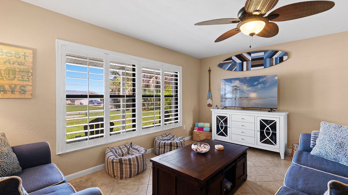 Wilbur-By-The-Sea House | 🏖️Cozy Pet-Friendly Beach Home | 3 Blocks to Beach | Pelican's Cove🏖️