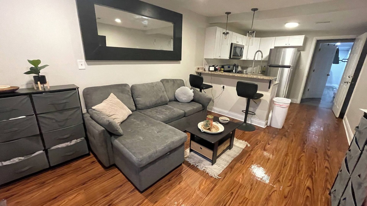 Heart of Chicago Apartment | Cozy Pilsen Apartment