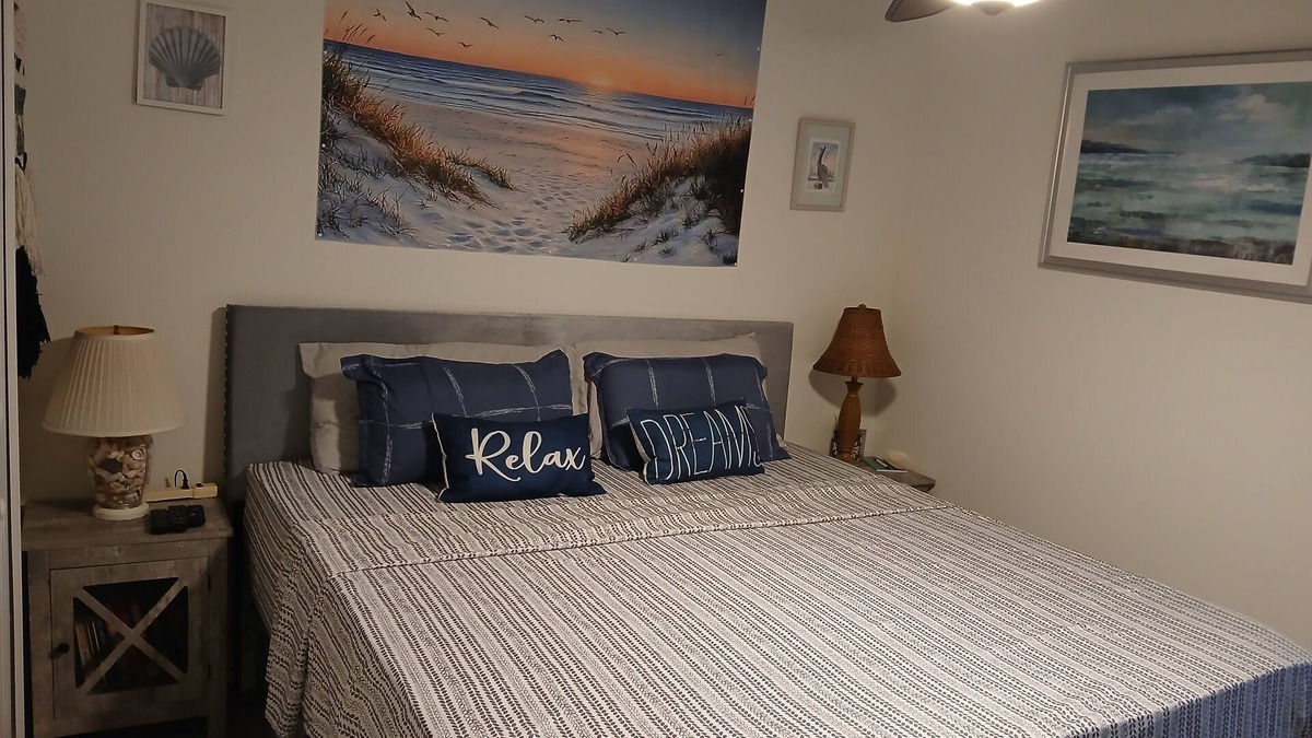 Palm Coast House | Cozy place in Palm Coast minutes to Flagler Beach