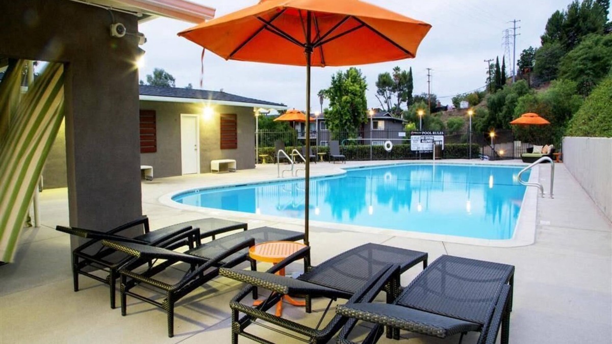 Monterey Park Apartment | Cozy poolside getaway