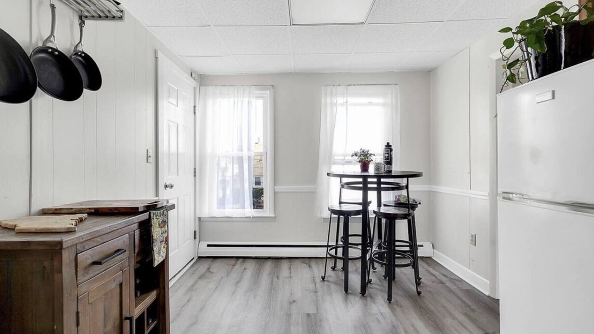 East Deering Apartment | Cozy Portland Apartment with parking and backyard!